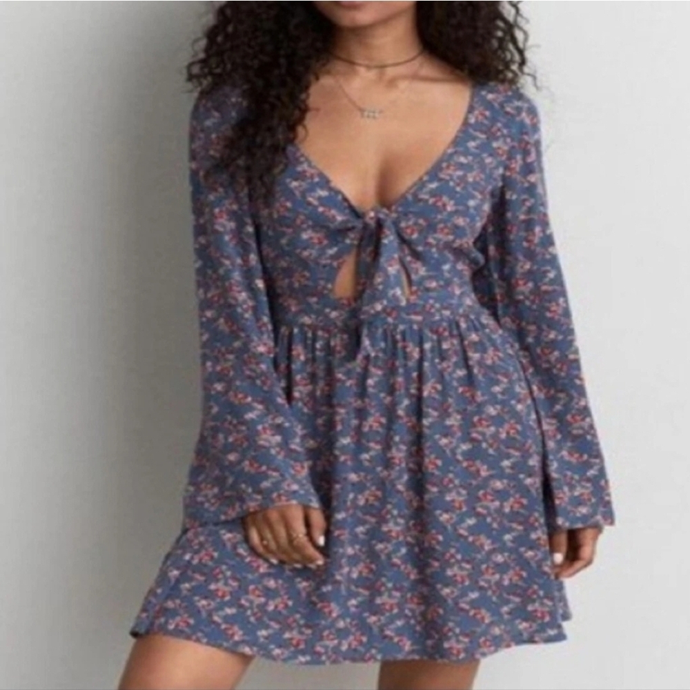 American Eagle Outfitters • Floral Dress‎